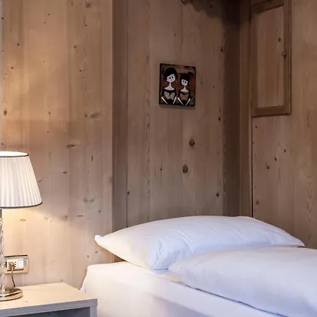 Aparthotel Stella Ortisei